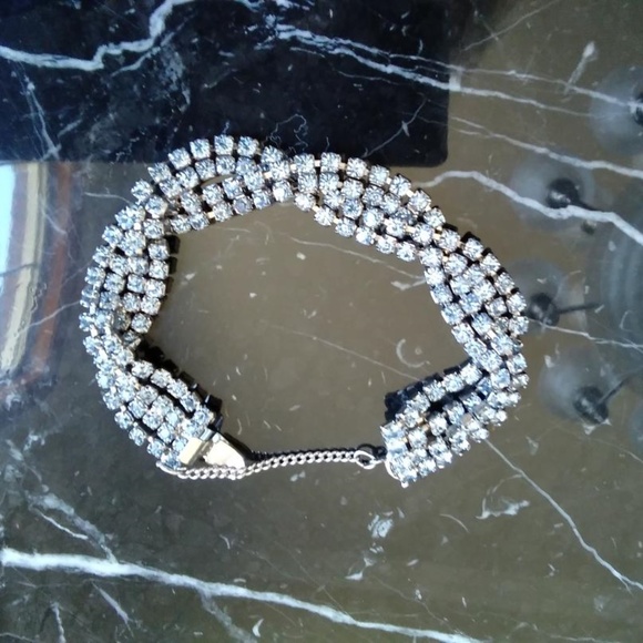 Elegant Vintage Rhinestone Bracelet - Picture 1 of 3